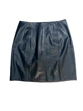 MANGOPOP - Black Faux Leather Mini Skirt with Panel Detailing (WR68)
